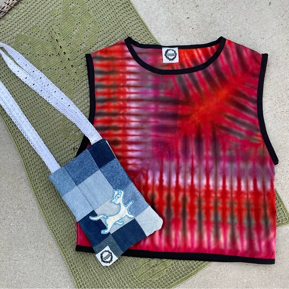 Handmade Deadstock vintage fabric sleeveless top - Picture 8 of 8